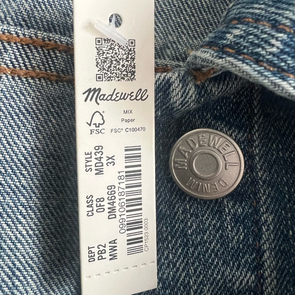 Madewell Light Blue Classic Jean Jacket - Picture 3 of 5